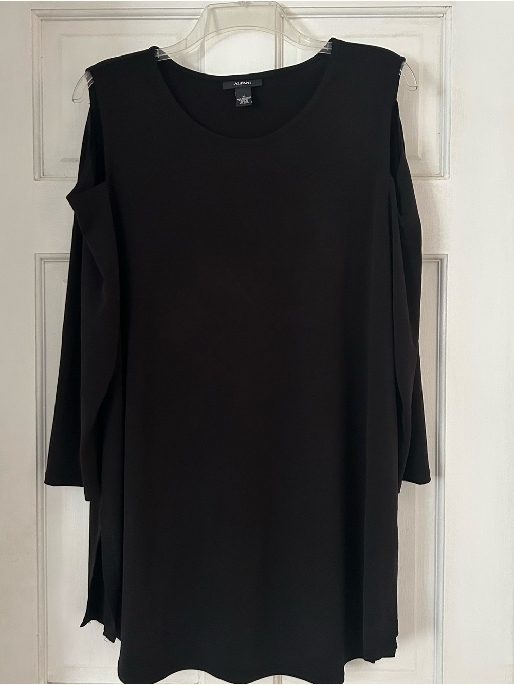 Alfani Black Cold Shoulder Top XL